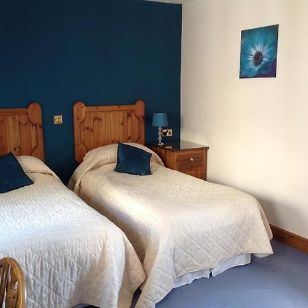 The Golden Boar Inn Bury St. Edmunds Kamer foto